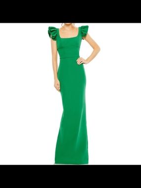 Elegant Green Maxi Dress with Ruffle Cap Sleeves